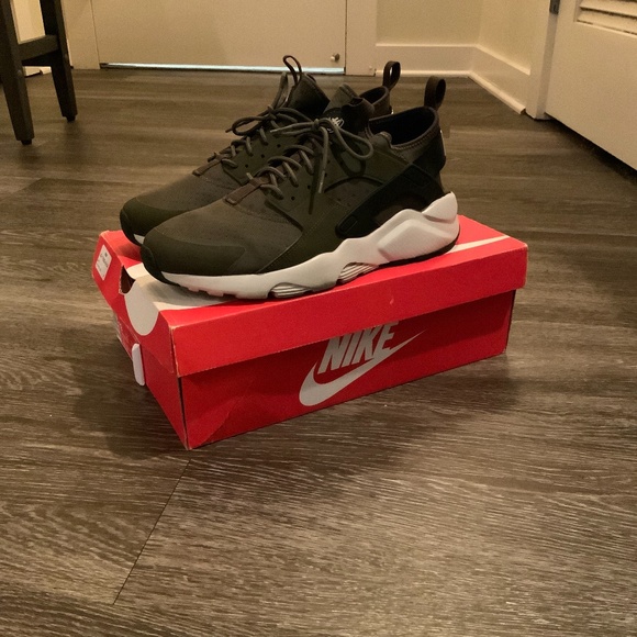 Nike Air Hurrache Run Ultra - Picture 1 of 5